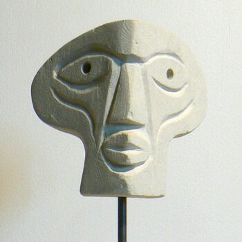 Visage en pierre (tuffeau) Sculpture de Fred Soula, sculpteur en Dordogne