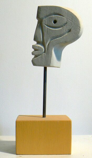 Visage en pierre (tuffeau) Sculpture de Fred Soula, sculpteur en Dordogne