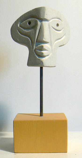 Visage en pierre (tuffeau) Sculpture de Fred Soula, sculpteur en Dordogne