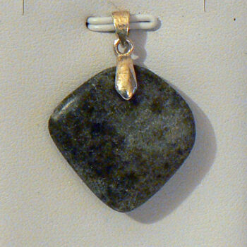 Pendentif Losange Stéatite 02