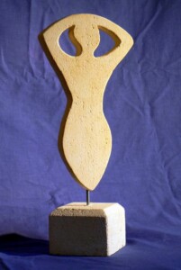 Signe n°1 - pierre calcaire de Paussac - 38x15,5x9,5 cm - 2015